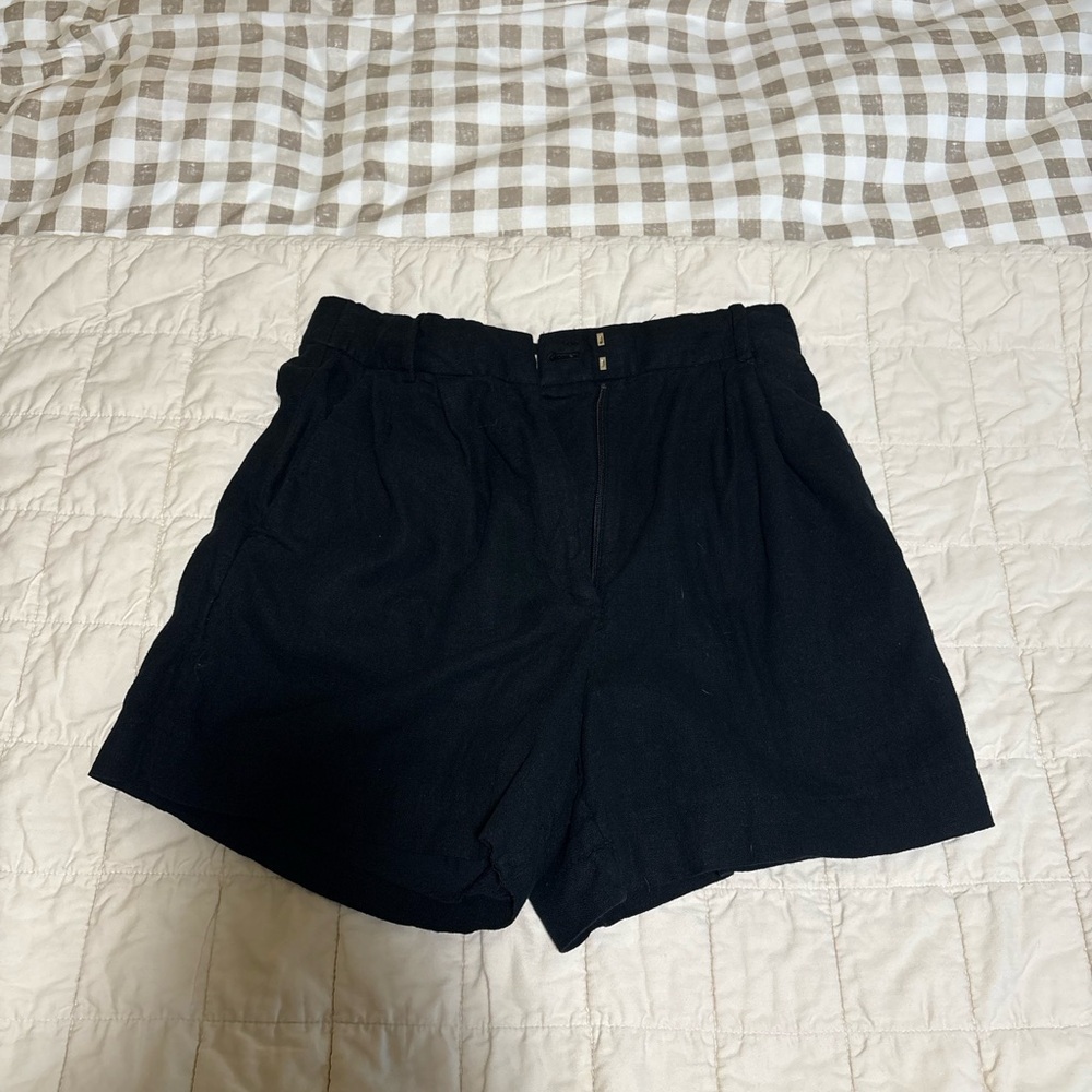 Abercrombie Women’s Black Linen Shorts